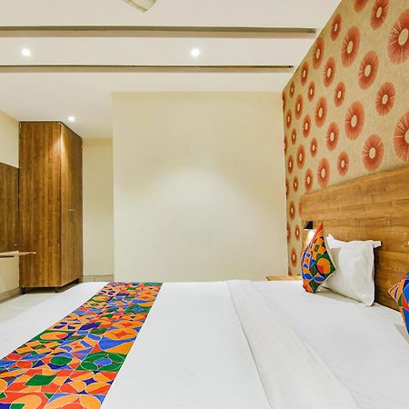 Fabhotel Golden Glory Нью-Дели Экстерьер фото
